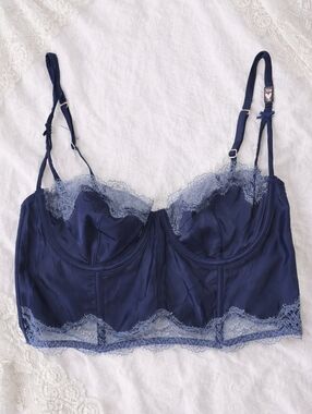 NWT Victoria's Secret Dream Angels Unlined  Longline Balconet Bra - Size 36B